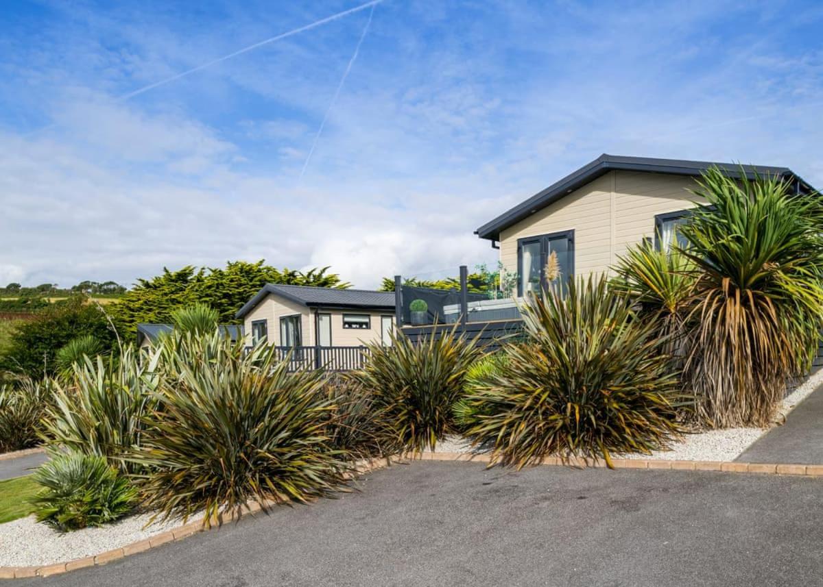 Praa Sands Holiday Park Saint Hilary  Exterior photo